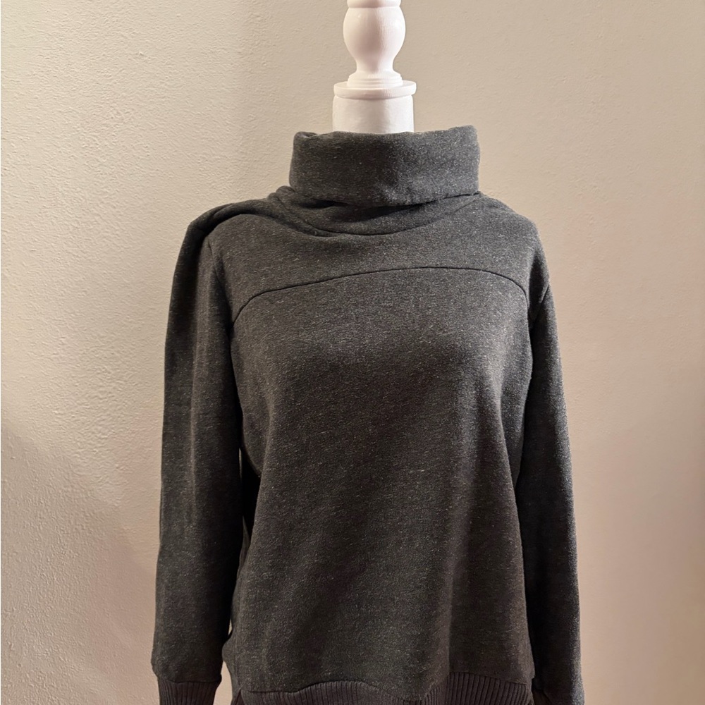 ALO Yoga Charcoal Turtleneck Sweater